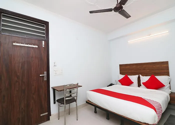 Super Hotel O Sathguru Residency Near New Ashok Nagar Metro Station