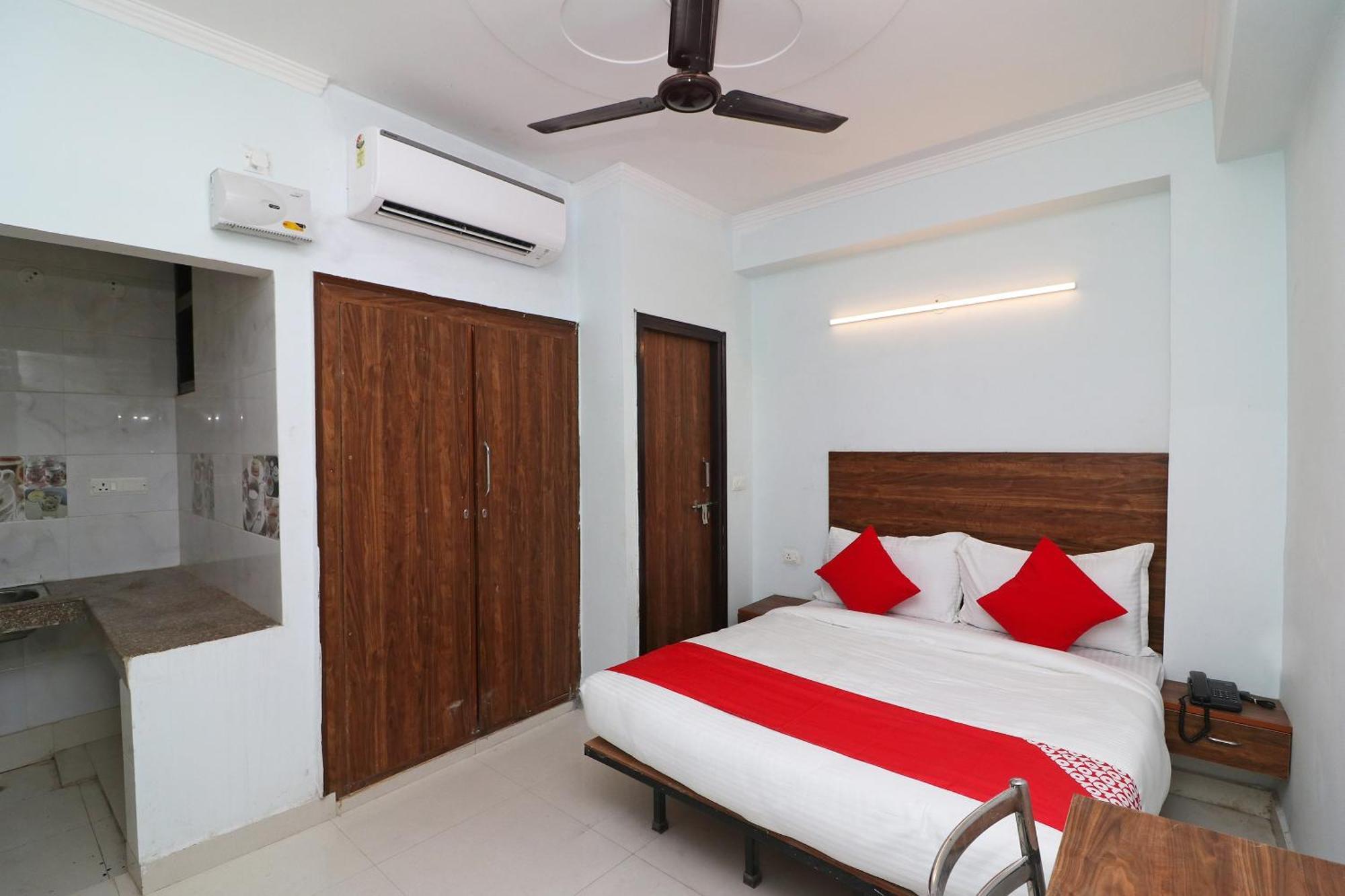 Super O Sathguru Residency Near New Ashok Nagar Metro Station